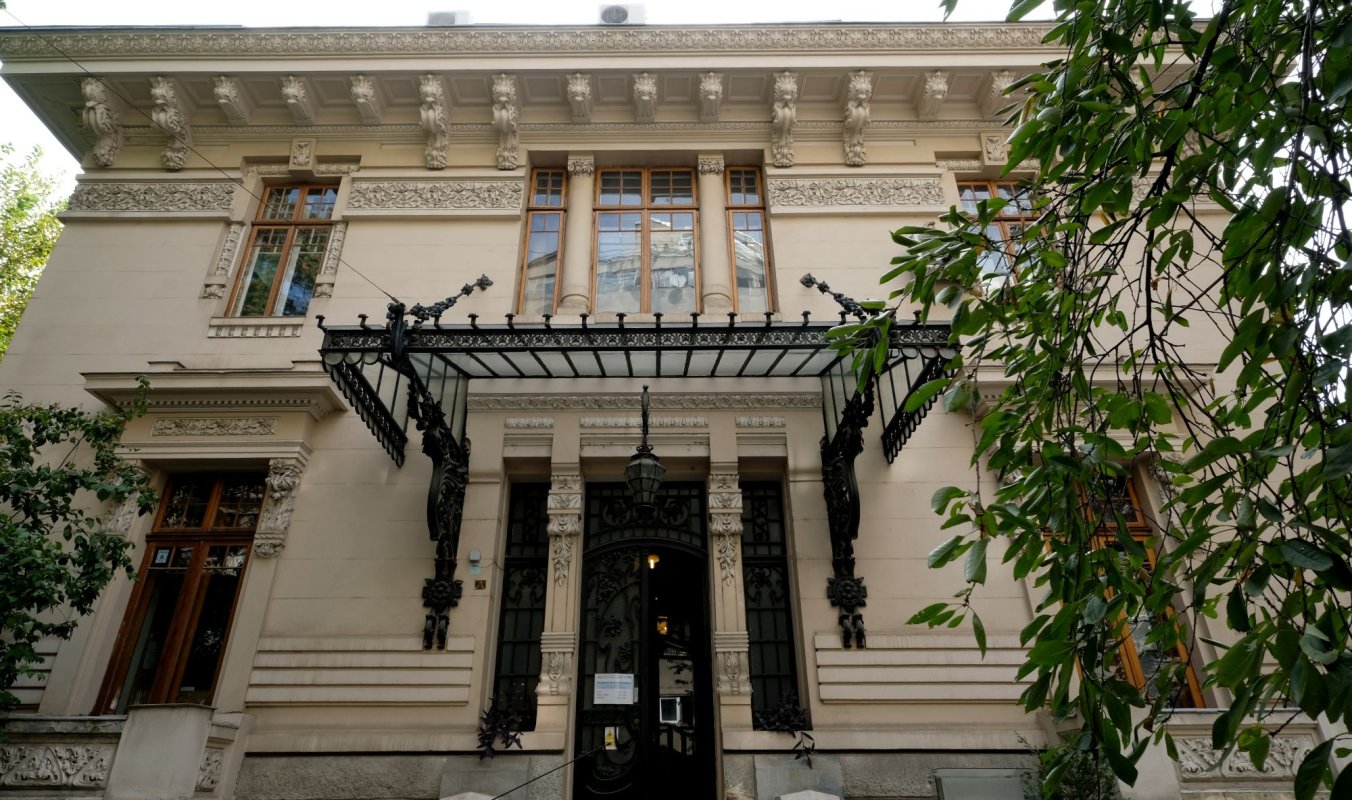 Colecţie de carte românească  la Veneţia 134040