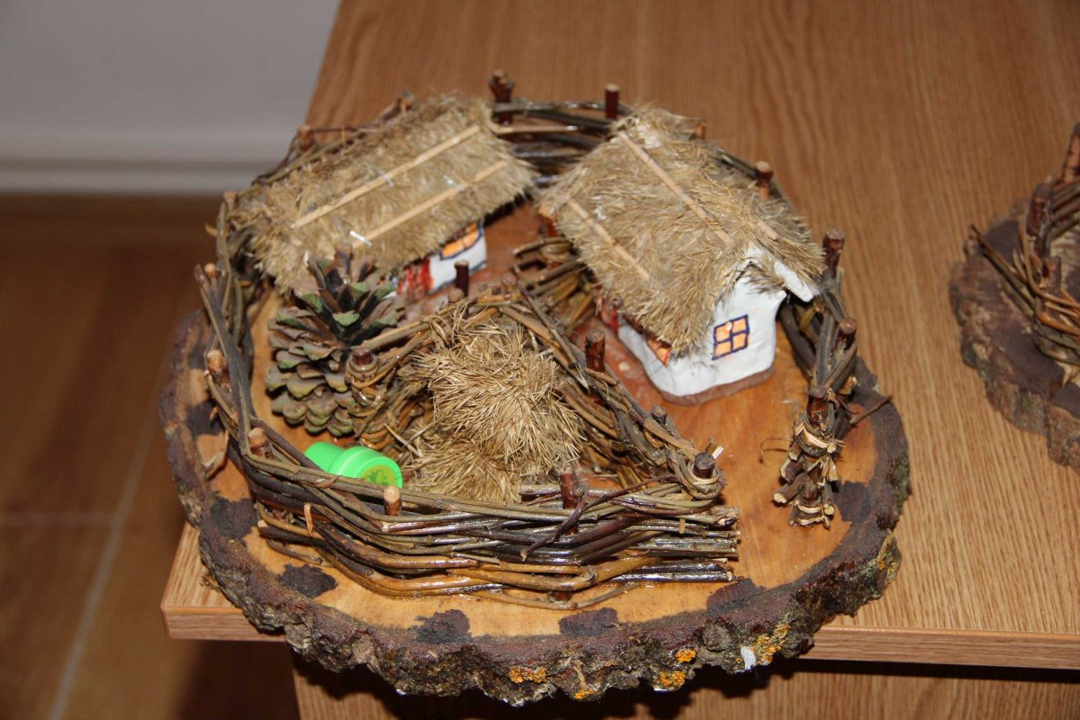 O mână de ajutor pentru copii într-un sat vasluian 134084