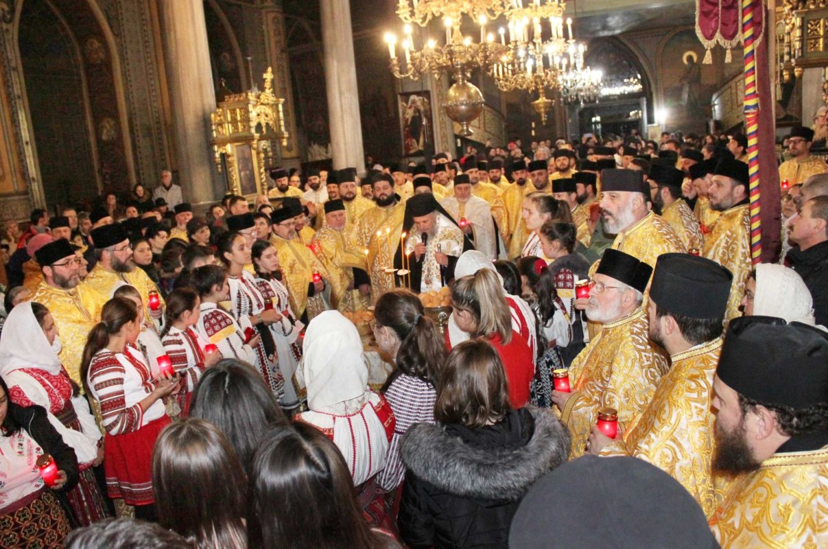 „Pelerini pe cărările sfinţilor” în municipiul Brăila 134174