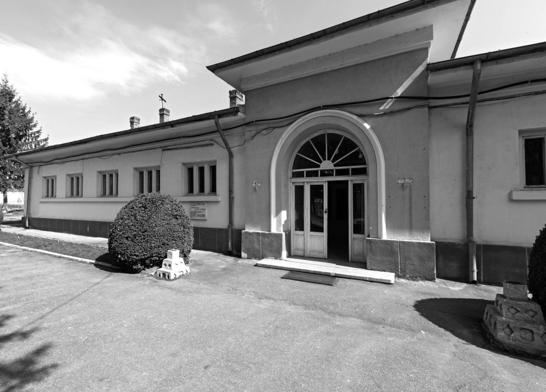 Edulcorarea trecutului înseamnă strâmbarea adevărului 134367