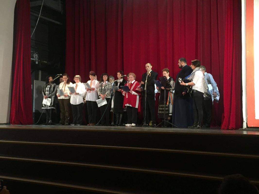 Sărbătoare pentru 300 de persoane cu dizabilități la Alba Iulia 134355