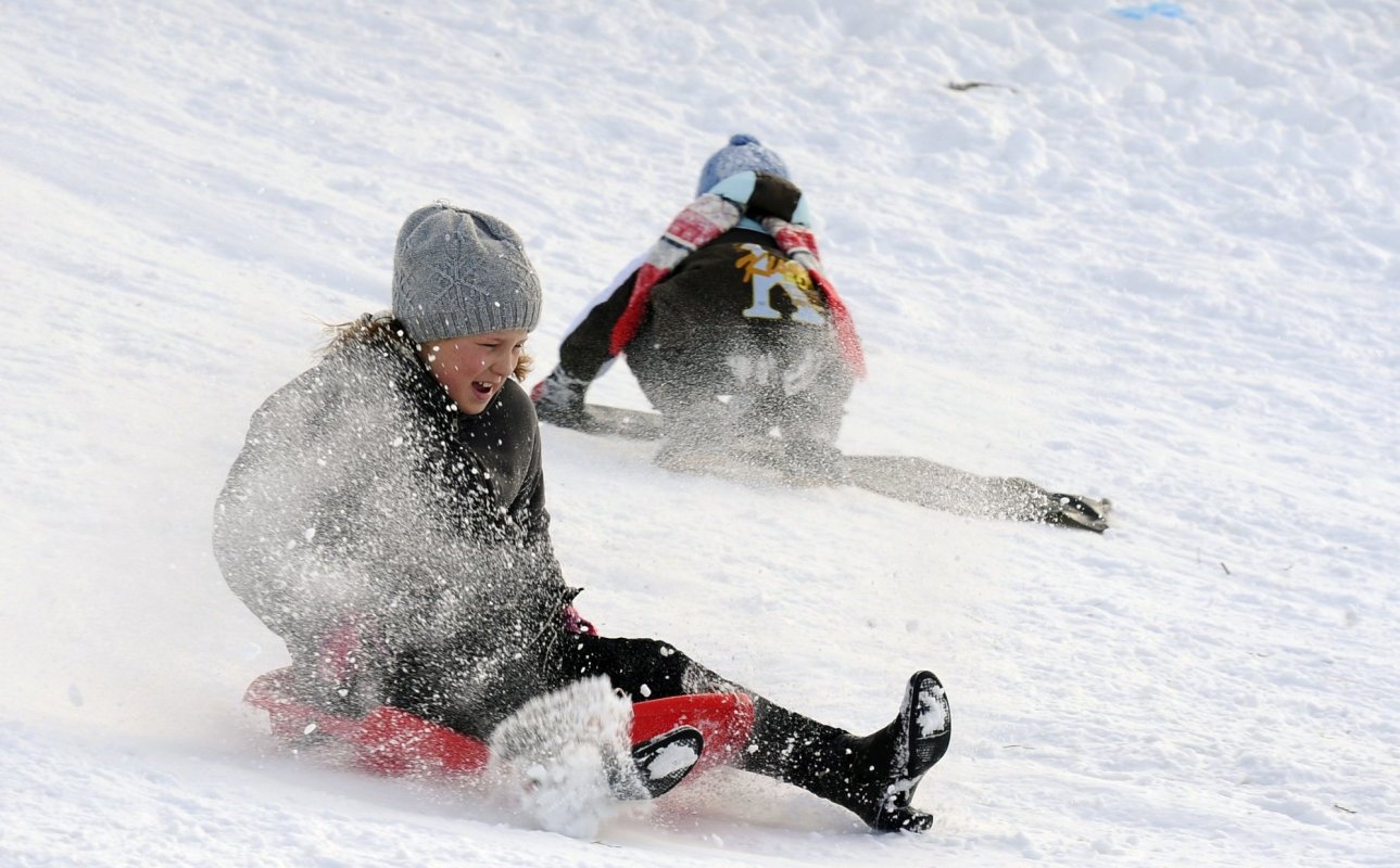 Se deschide pârtia de săniuş din Poiană 134310