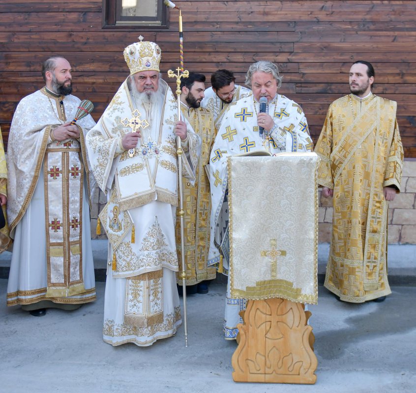 Biserica din incinta MApN, sfinţită de Patriarhul României 134510