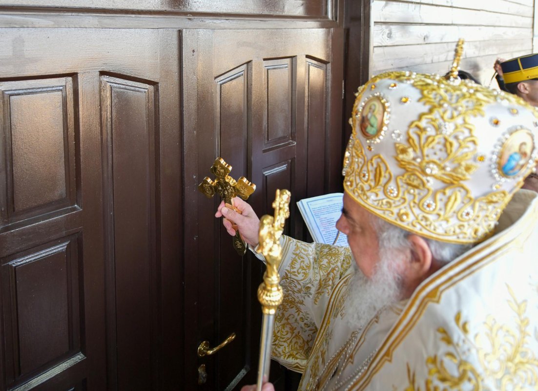 Biserica din incinta MApN, sfinţită de Patriarhul României 134533