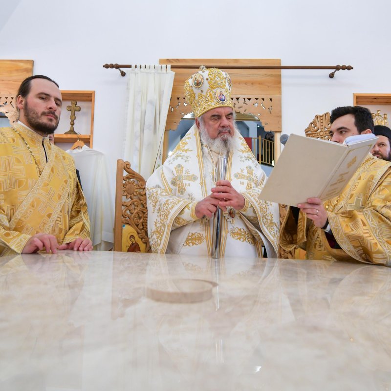 Biserica din incinta MApN, sfinţită de Patriarhul României 134538