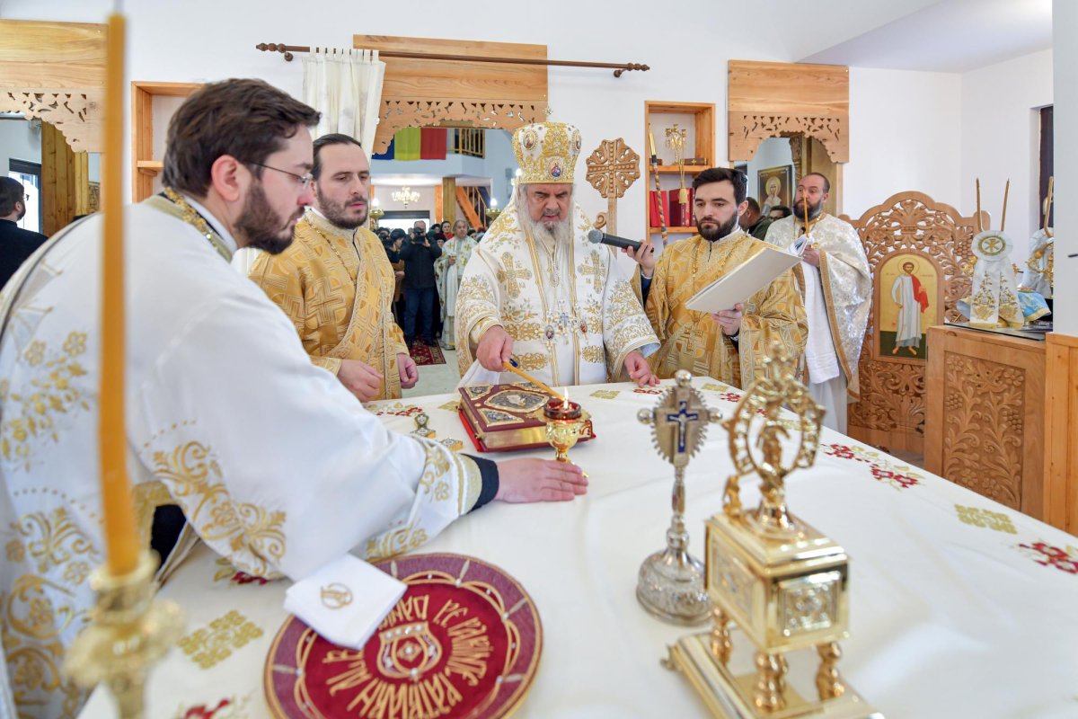 Biserica din incinta MApN, sfinţită de Patriarhul României 134551