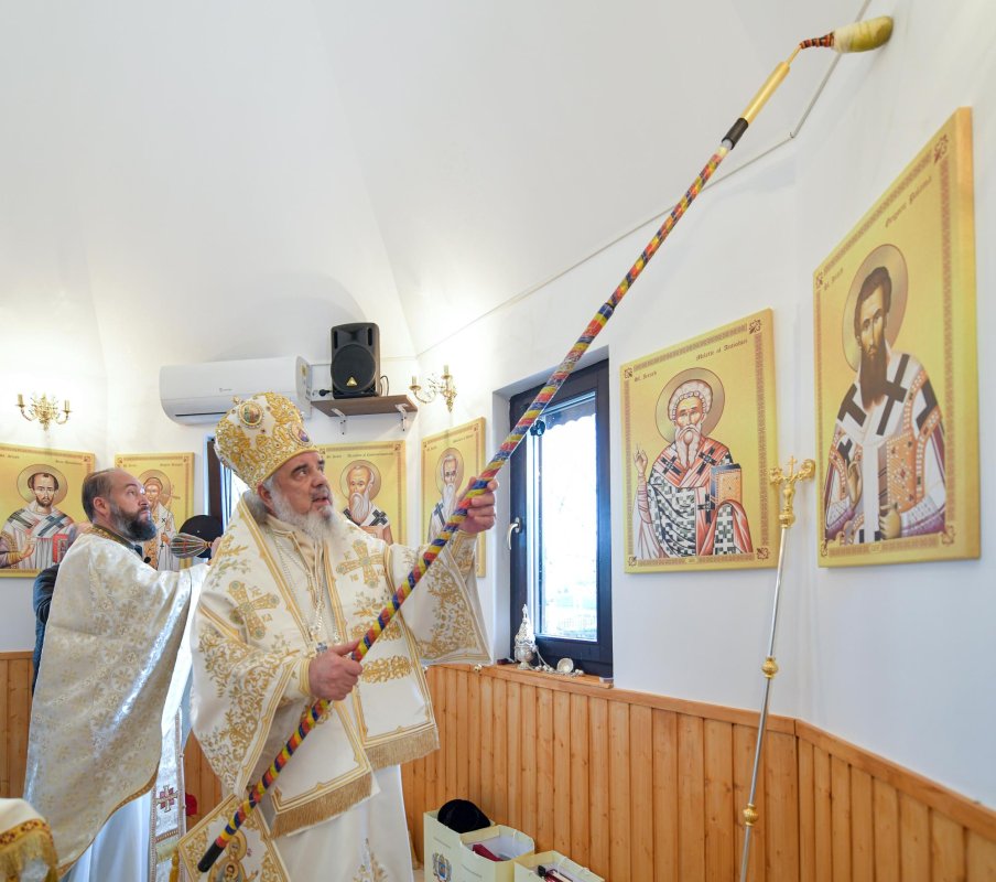 Biserica din incinta MApN, sfinţită de Patriarhul României 134554