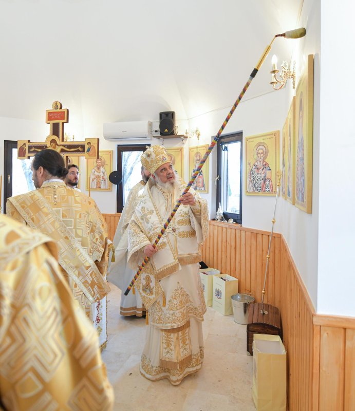 Biserica din incinta MApN, sfinţită de Patriarhul României 134555