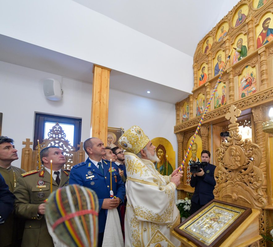 Biserica din incinta MApN, sfinţită de Patriarhul României 134558