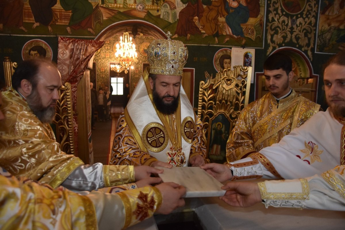 Sfințirea bisericii Parohiei Ramna din judeţul Caraş-Severin 134574