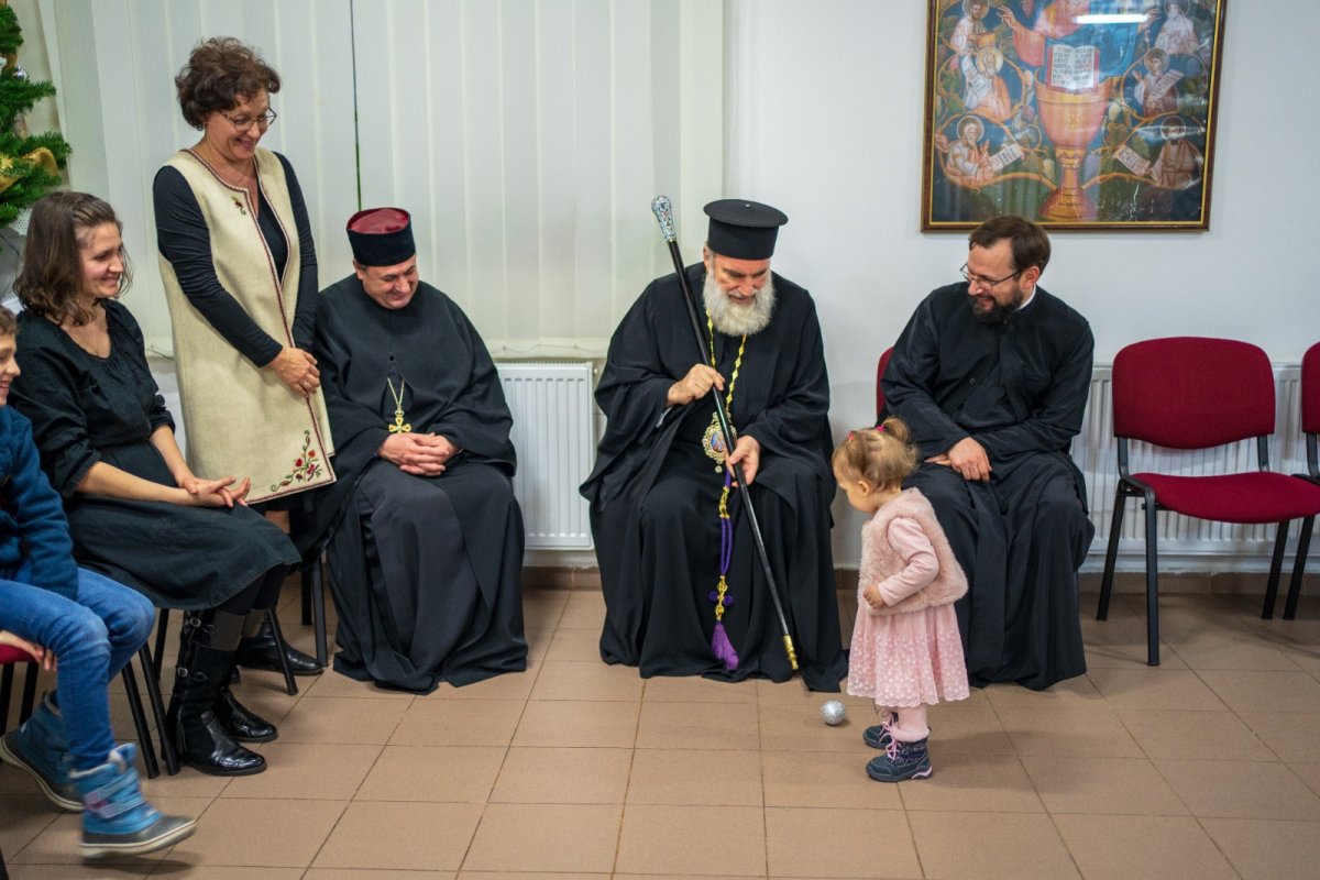 Grijă pentru preotesele văduve şi copiii lor din Arhiepiscopia Romanului şi Bacăului 134667