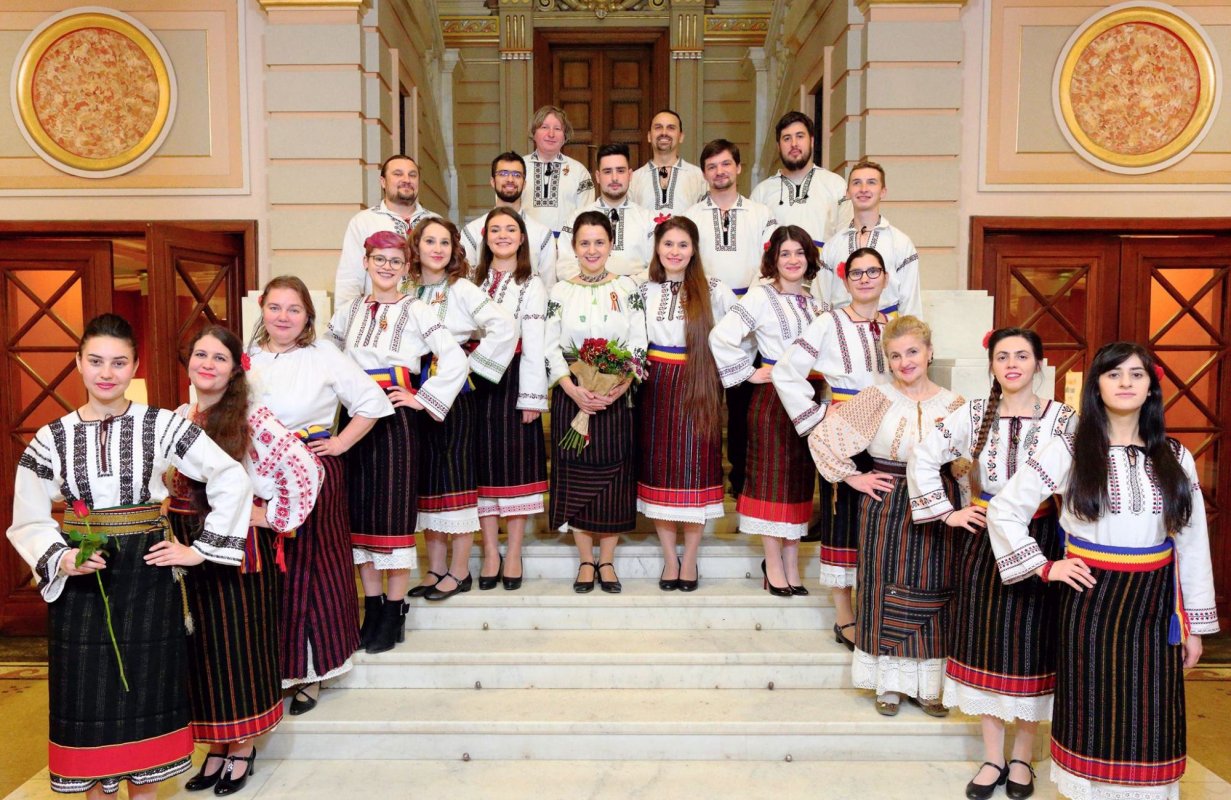 „În zona ţării noastre şi a Balcanilor, colinda are o mare forţă religioasă” 134647