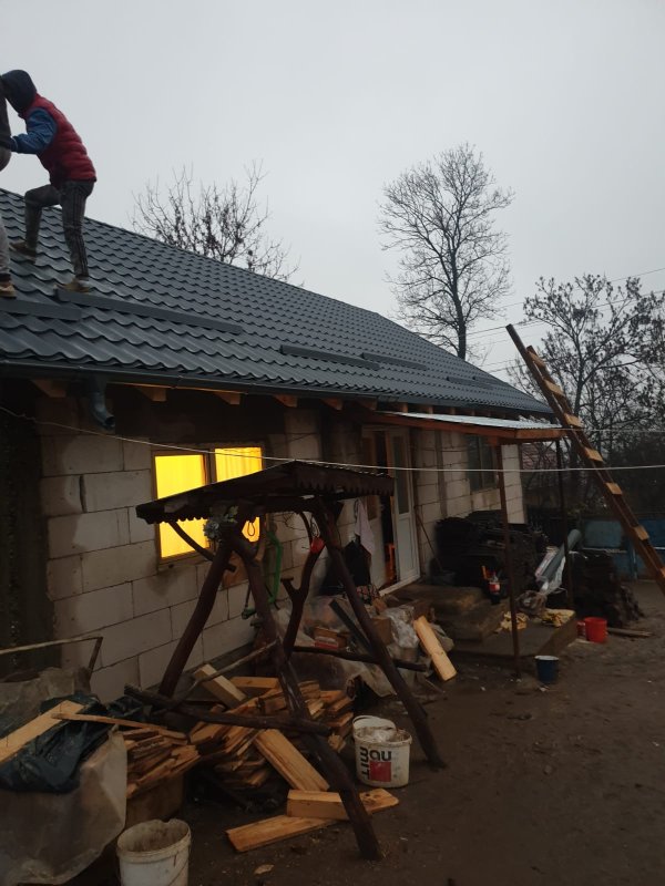 Sprijin pentru şapte copii  din localitatea doljeană Predeşti 134651