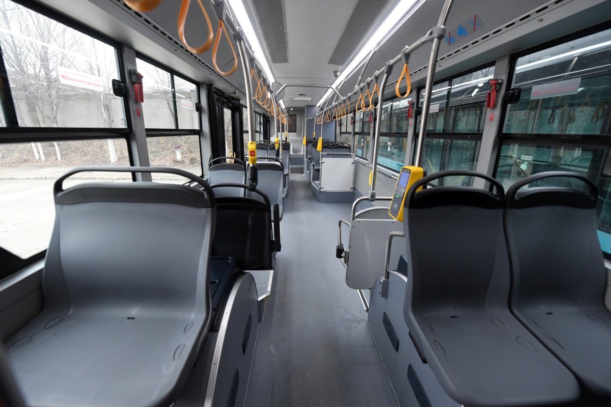 Autobuze pentru încă cinci școli  din București 135686