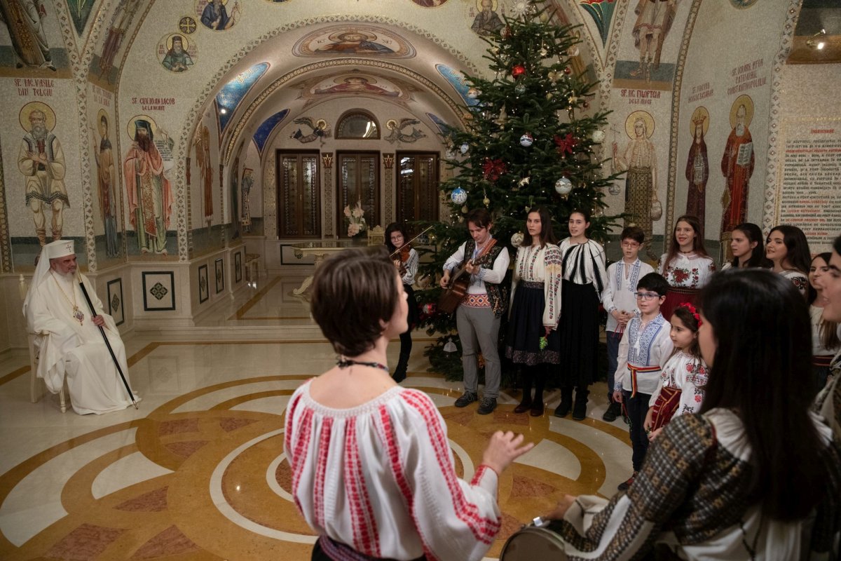 Patriarhul României a fost colindat la Reşedinţa Patriarhală 135751