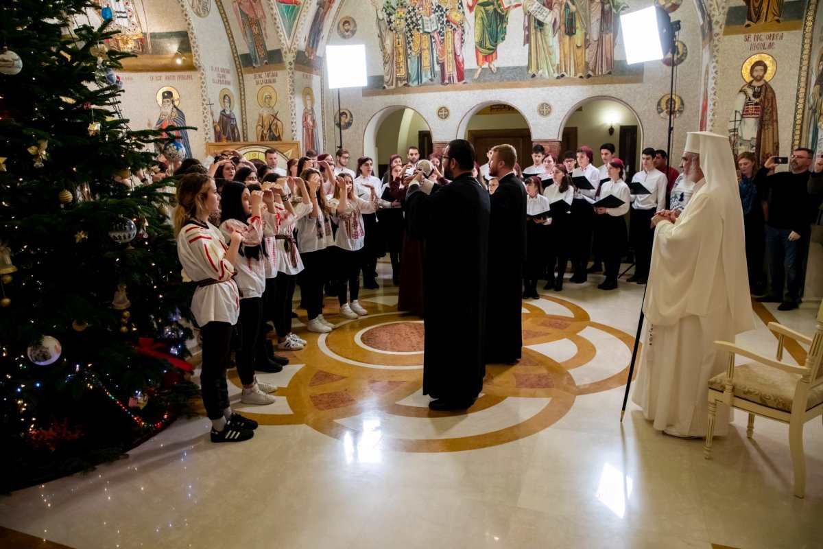 Patriarhul României a fost colindat la Reşedinţa Patriarhală 135762