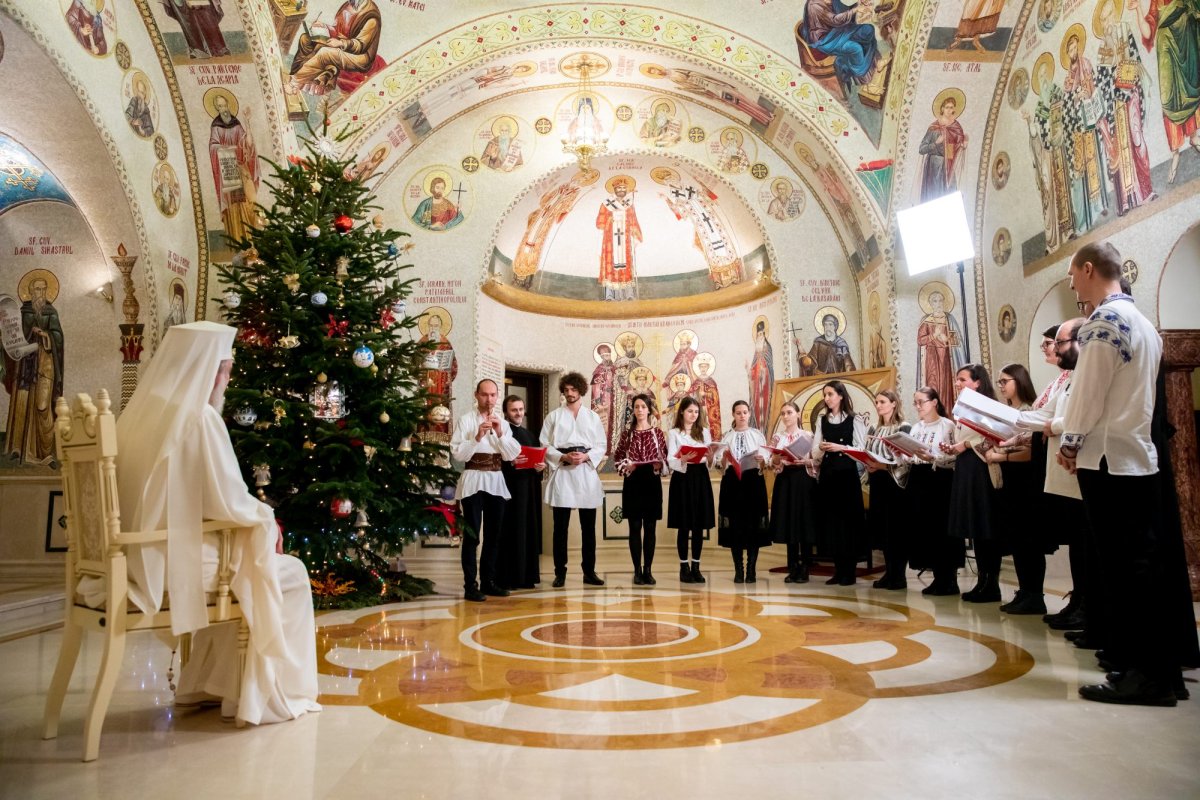 Patriarhul României a fost colindat la Reşedinţa Patriarhală 135770