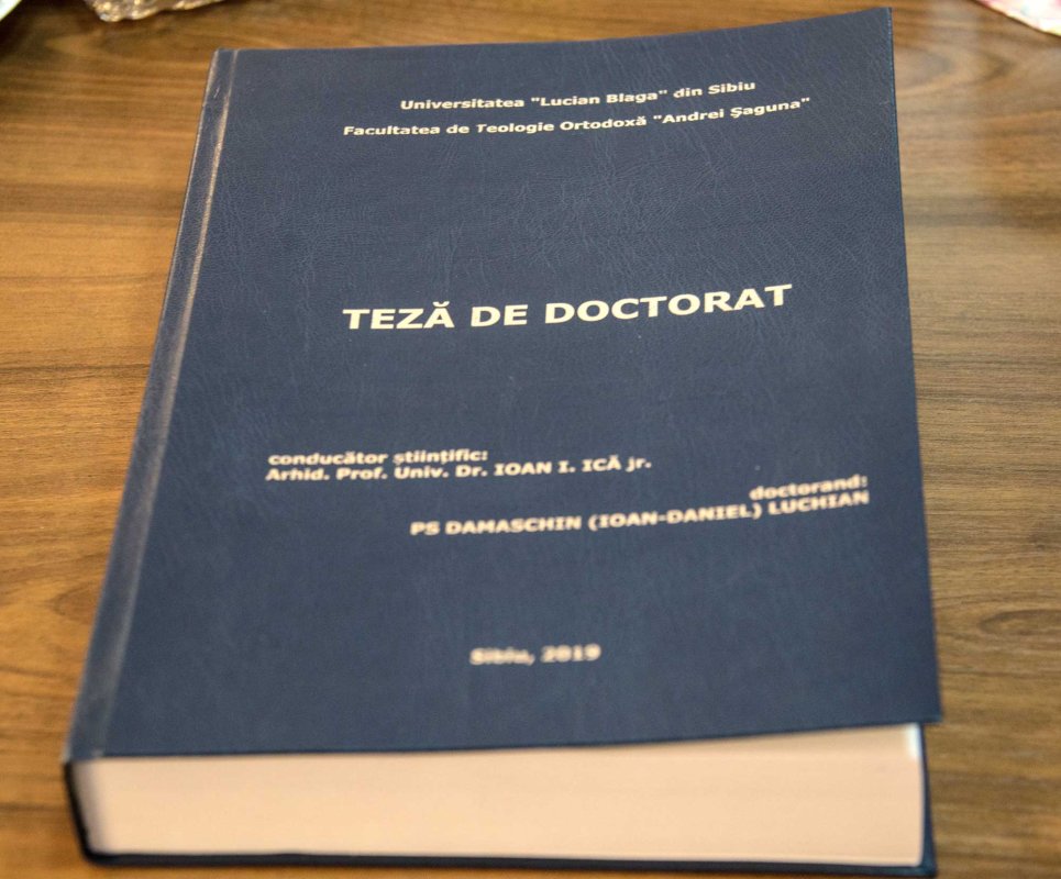 PS Părinte Damaschin Dorneanul și-a susținut teza de doctorat 135580