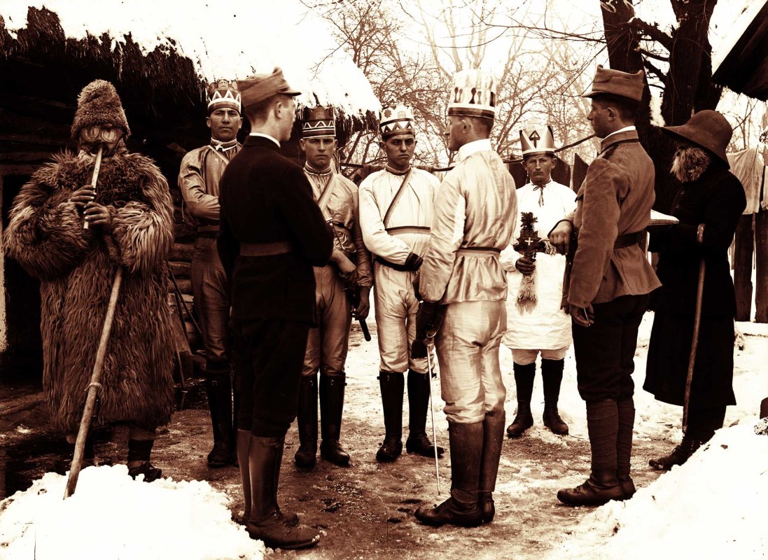 „Românii sunt foarte buni păstrători ai tradițiilor de Crăciun” 135698