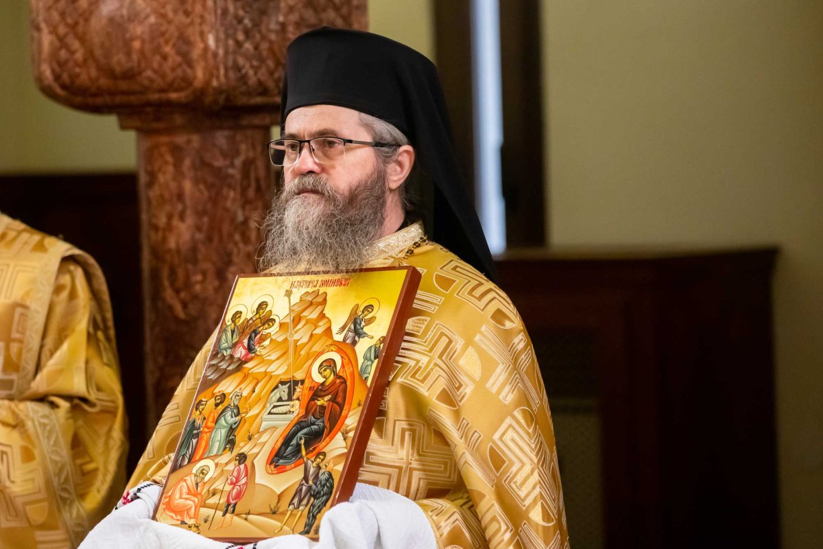 Procesiune cu icoana Naşterii Domnului la Reşedinţa Patriarhală 136006