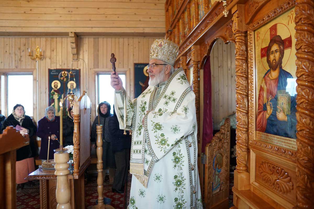 Rugăciune și filantropie în prima zi a Anului Nou în eparhii din Muntenia 136359