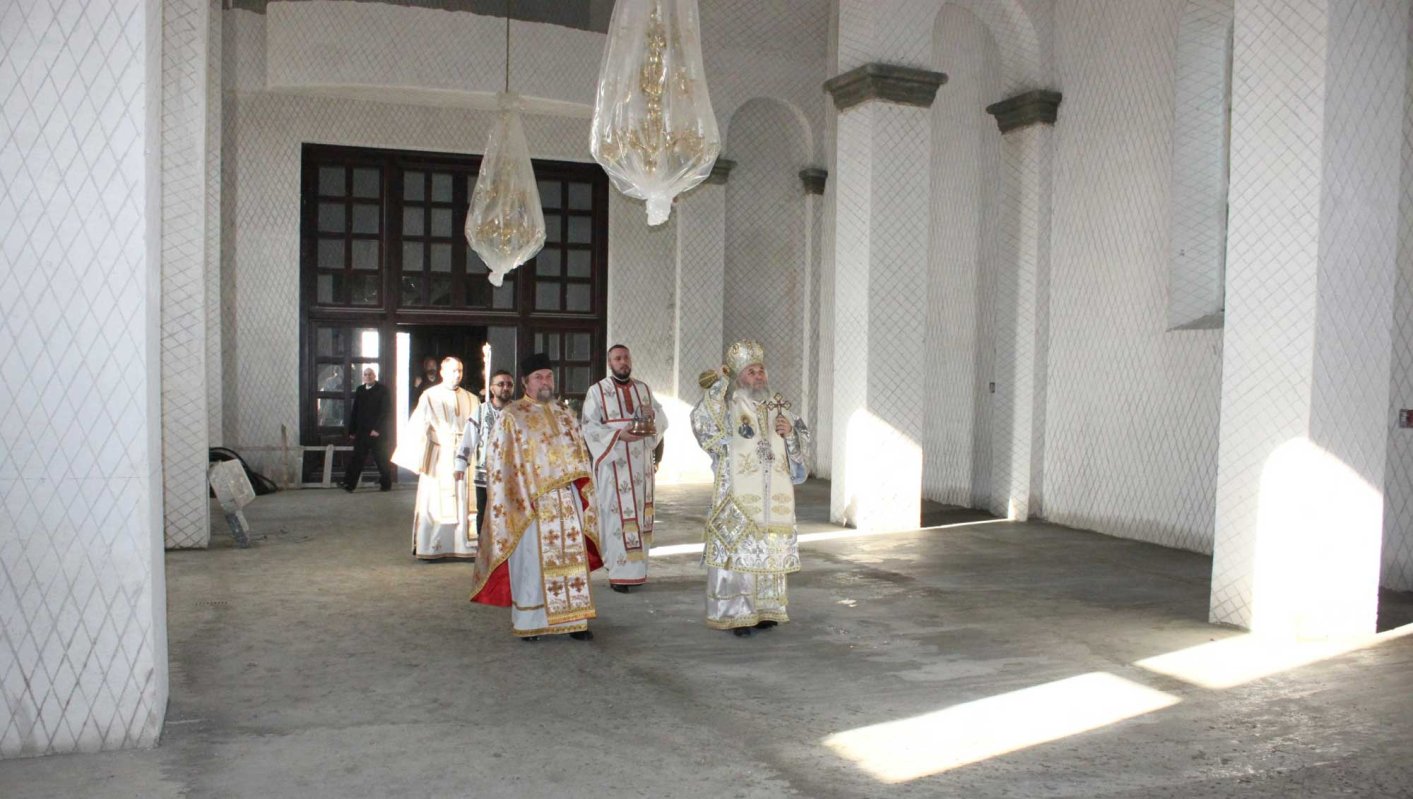 Binecuvântare la Parohia „Sfântul Ioan Botezătorul” din Galați 136711