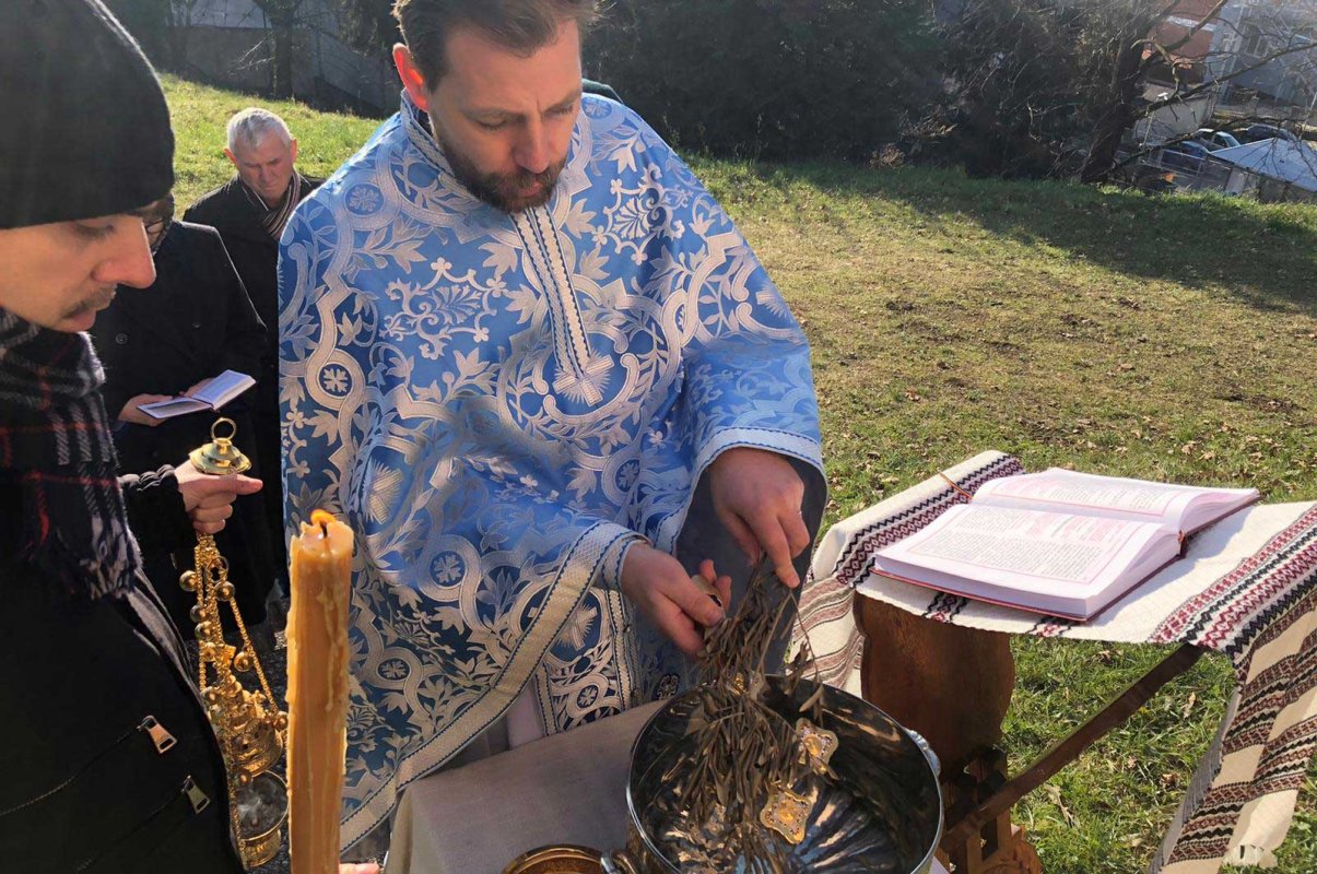 Boboteaza la parohia românească din Zagreb, Croația 136718