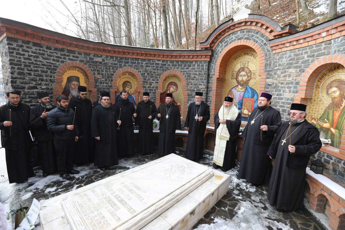 Propuneri pentru postul de Episcop vicar al Arhiepiscopiei Vadului, Feleacului și Clujului 136853