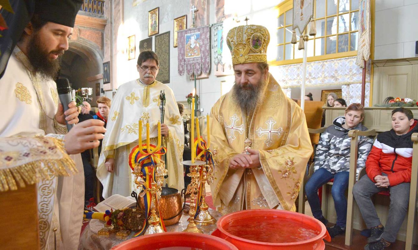 Sărbătoarea Botezului Domnului la Catedrala Episcopală din Giula, Ungaria 136776