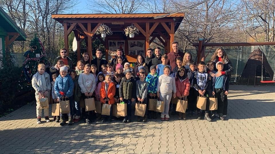 Imperativele vieţii tânărului: „Dăruieşte-te, depăşeşte-te!” 136703