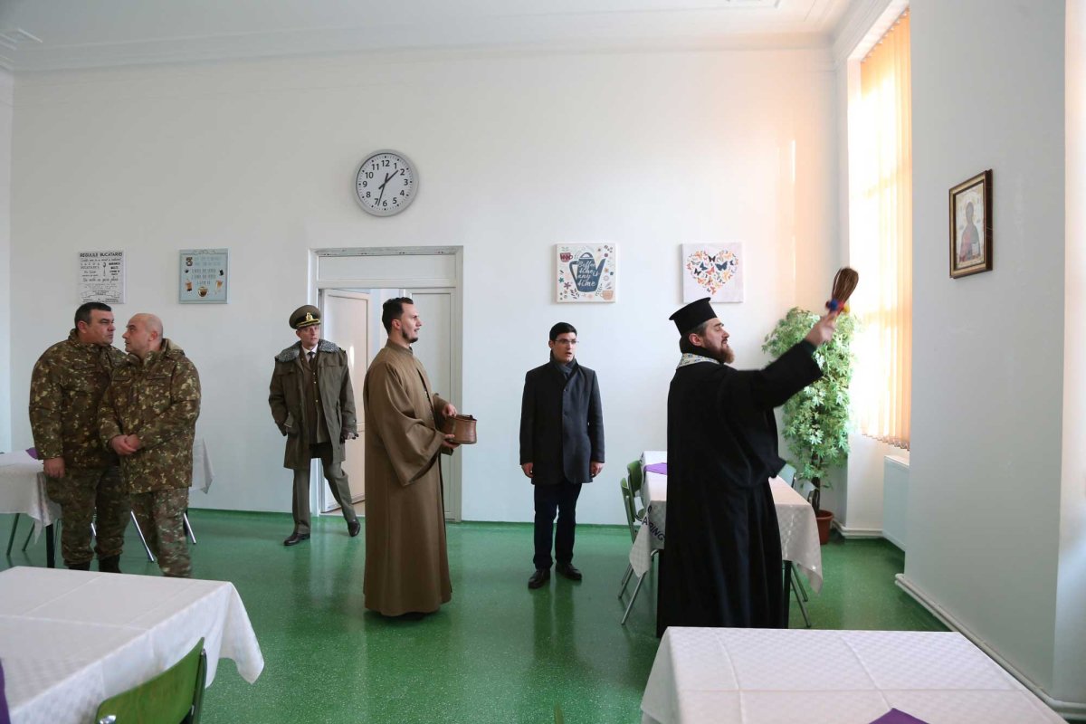 Binecuvântare pentru 172 de militari instruiţi la Sibiu 137061