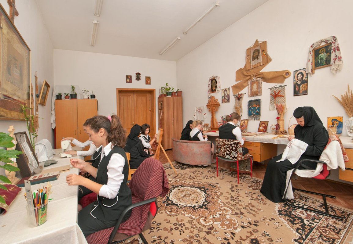 O comunitate aparte, rod al filantropiei creștine 137429