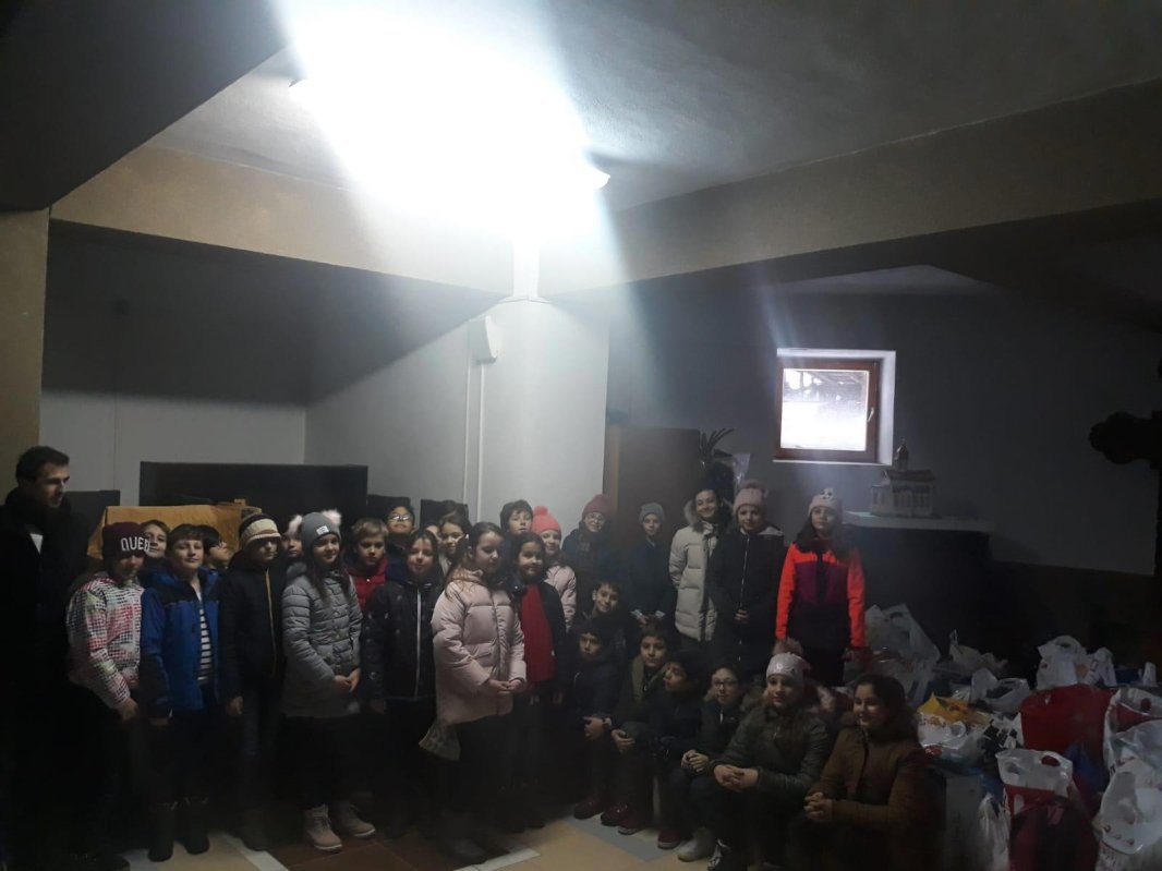 Filantropia salvează România 137640