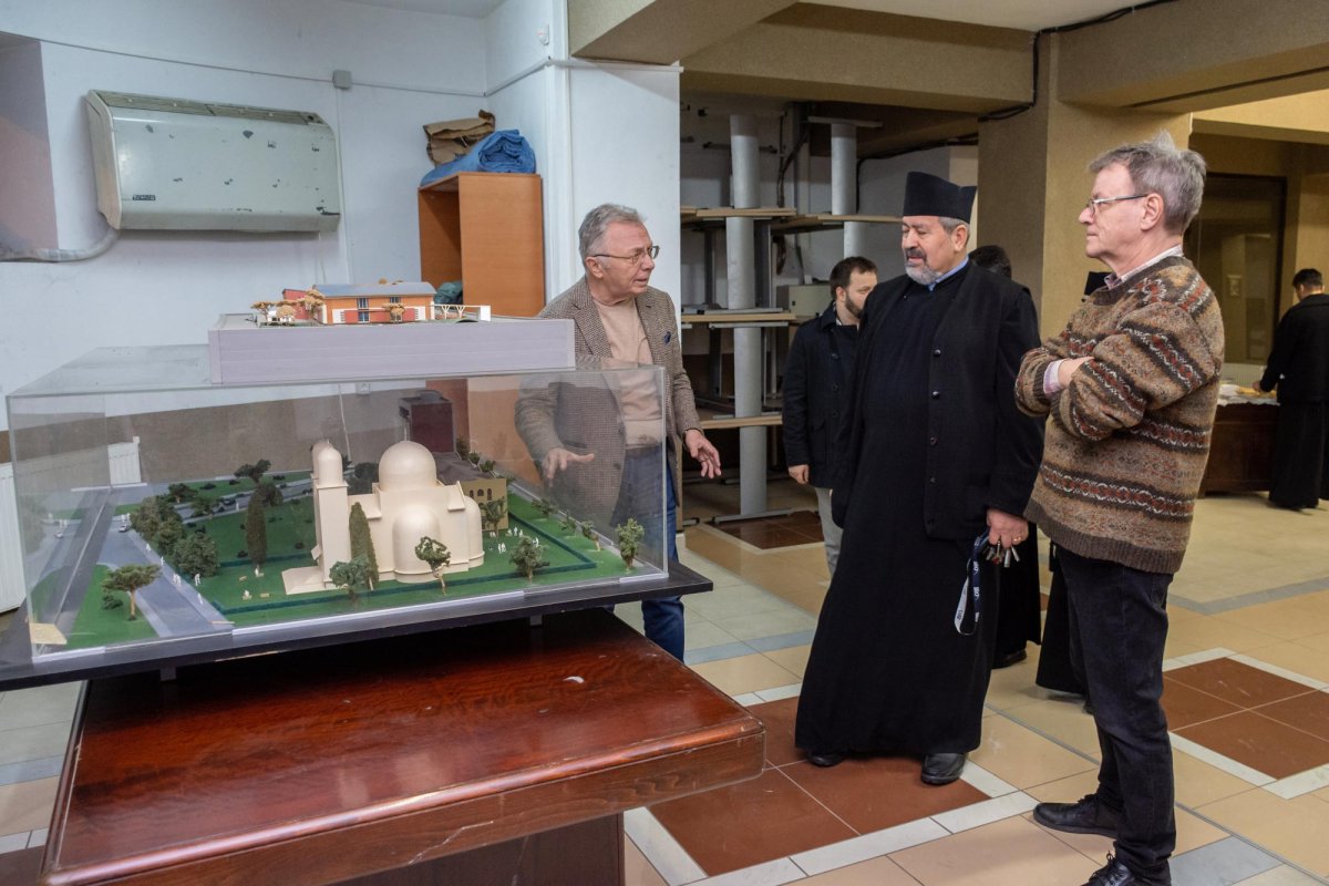 Filantropia salvează România 137653