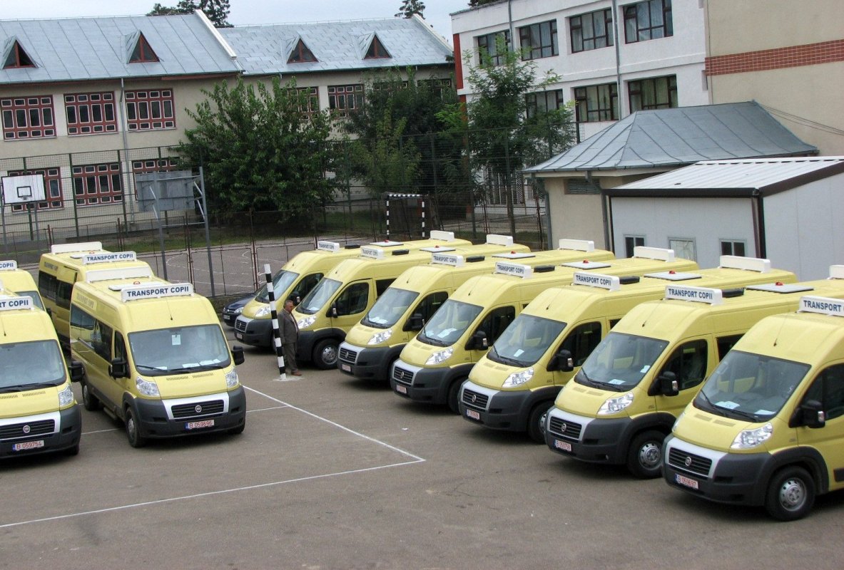 Navetă gratuită pentru elevi 137705