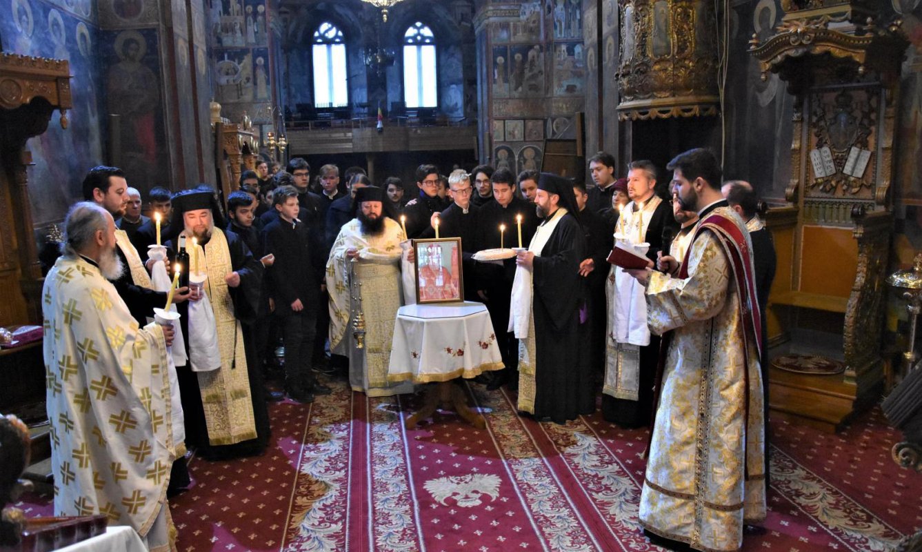 Pomenirea Arhiepiscopului Eftimie Luca la Roman 137677