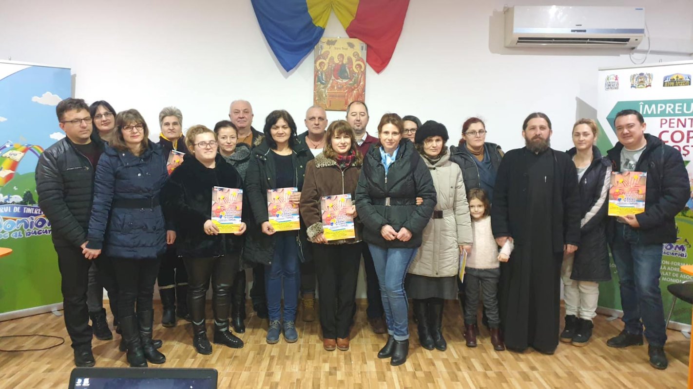Program catehetic pentru părinți și copii în Episcopia Caransebeșului 137674