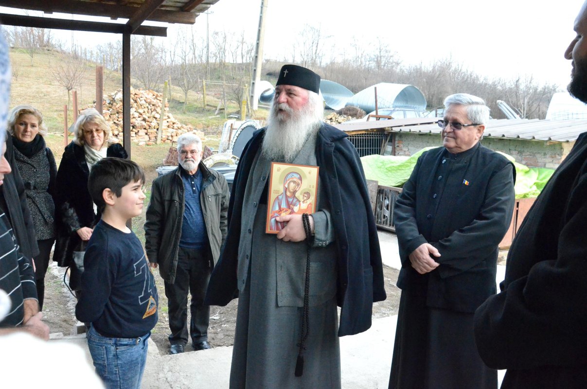 Casă nouă pentru o familie cu șase copii din Arhiepiscopia Timișoarei 137964