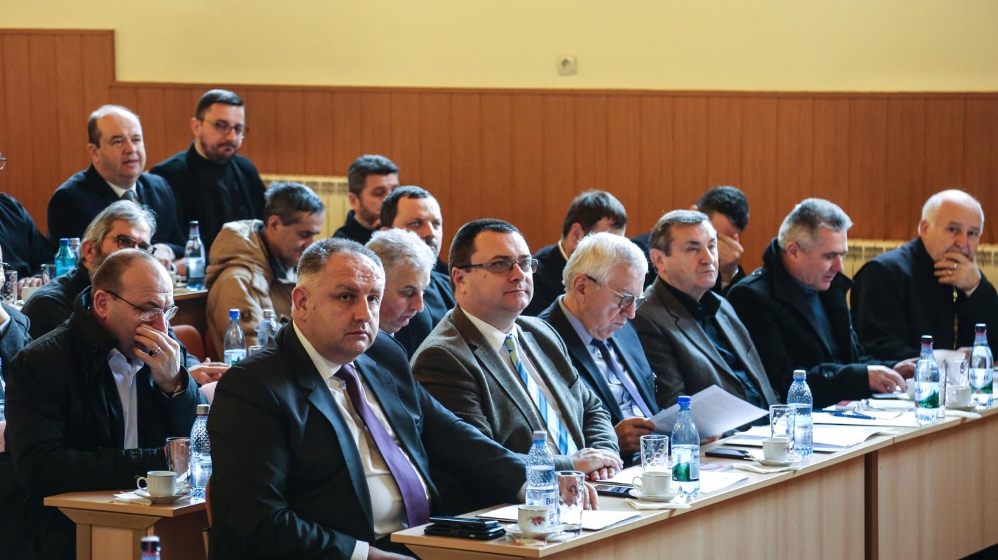 Lucrările Adunării eparhiale a Arhiepiscopiei Sibiului 137992