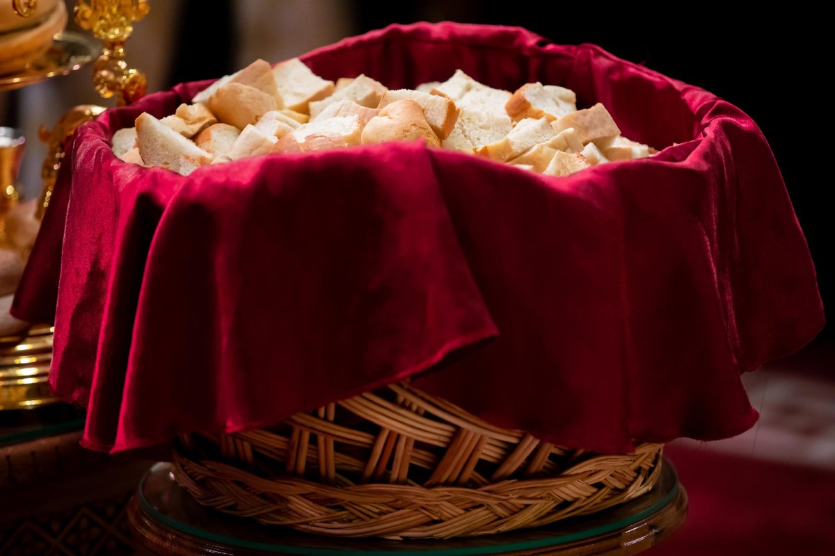 Procesiune cu moaștele „dascălilor Bisericii” la Catedrala Patriarhală 138152