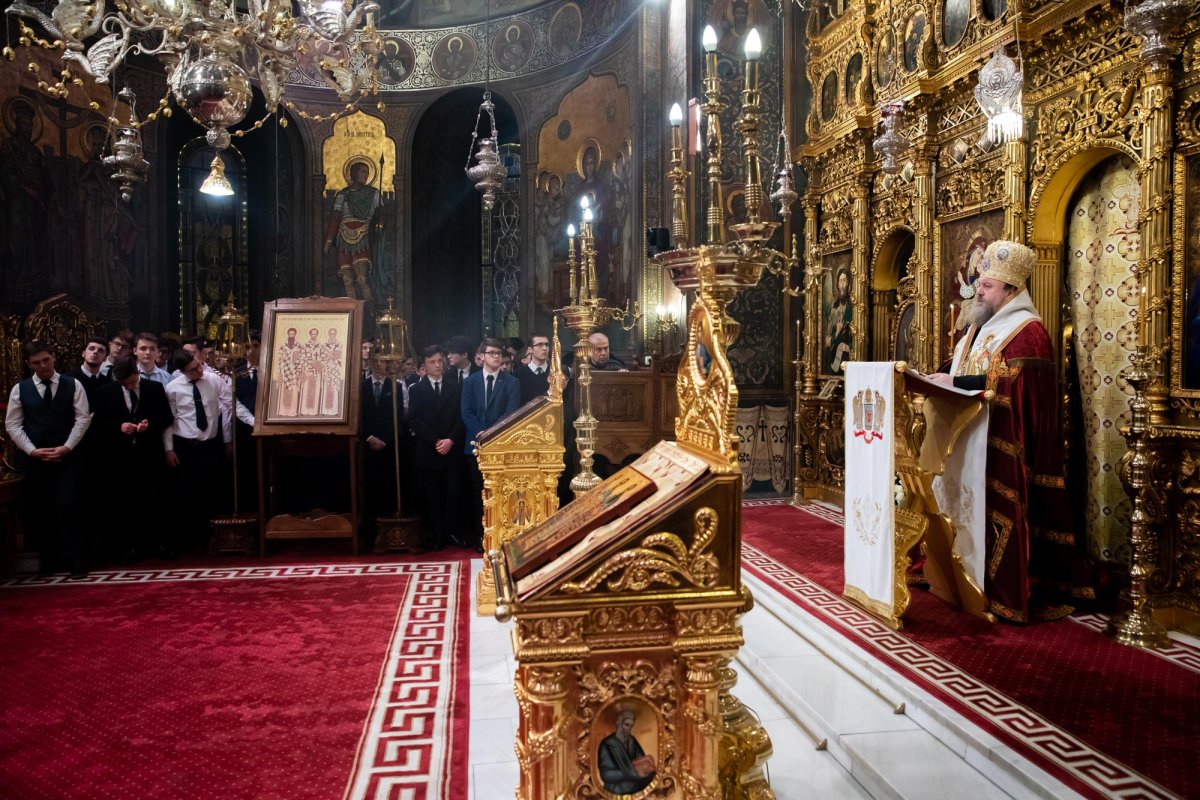 Procesiune cu moaștele „dascălilor Bisericii” la Catedrala Patriarhală 138170