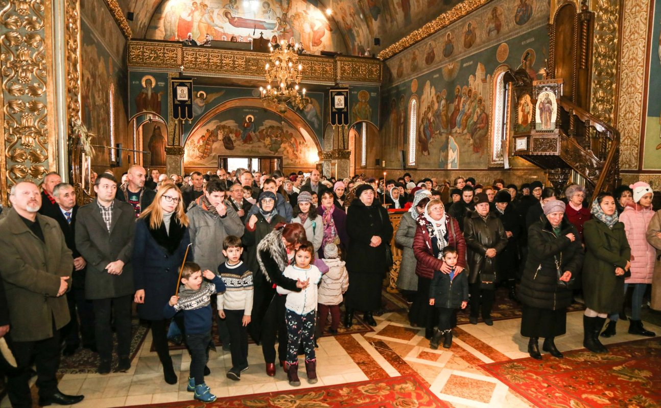 Sărbătoare în cartierul „Trei Stejari”, Sibiu 138059