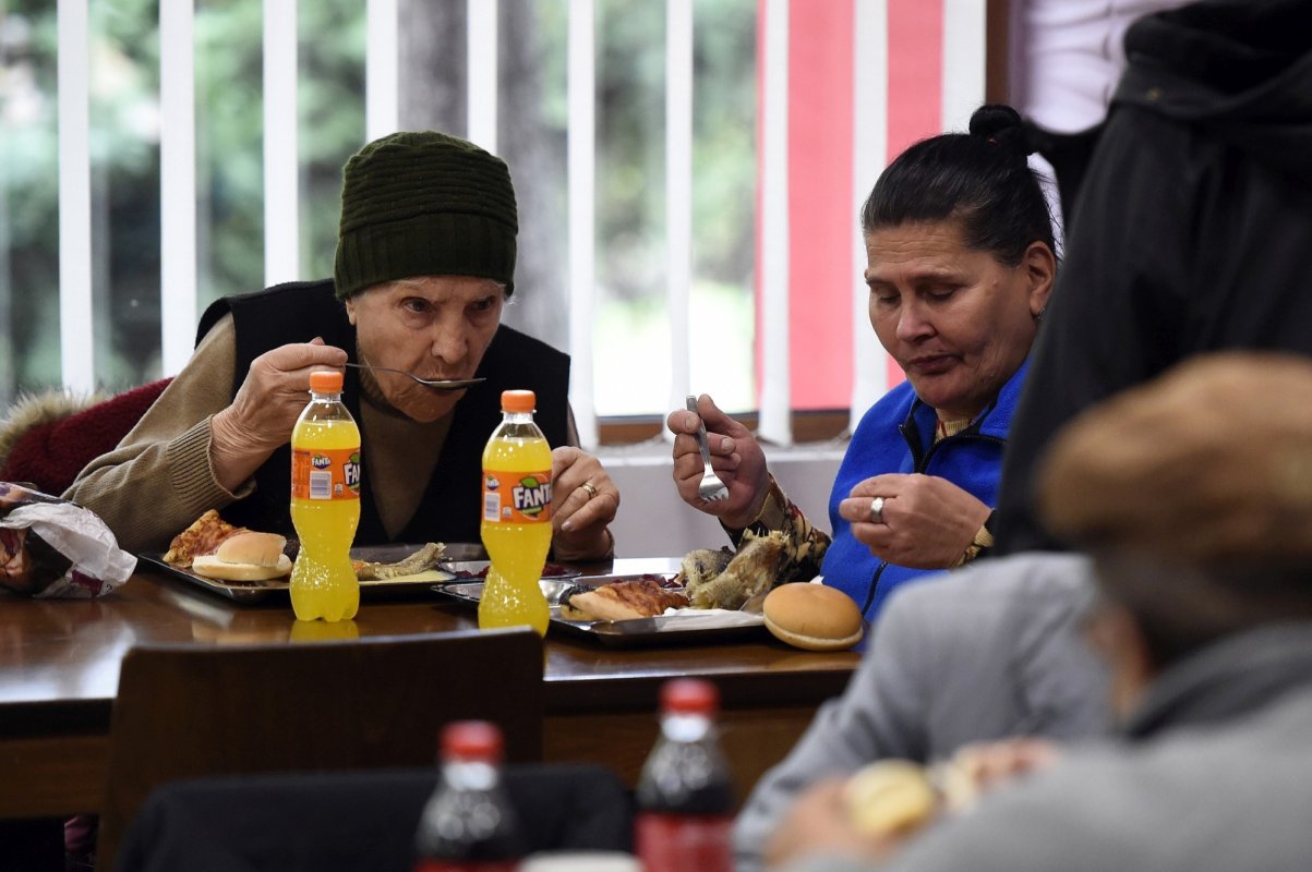 Doar 127 de cantine sociale în toată ţara 138279