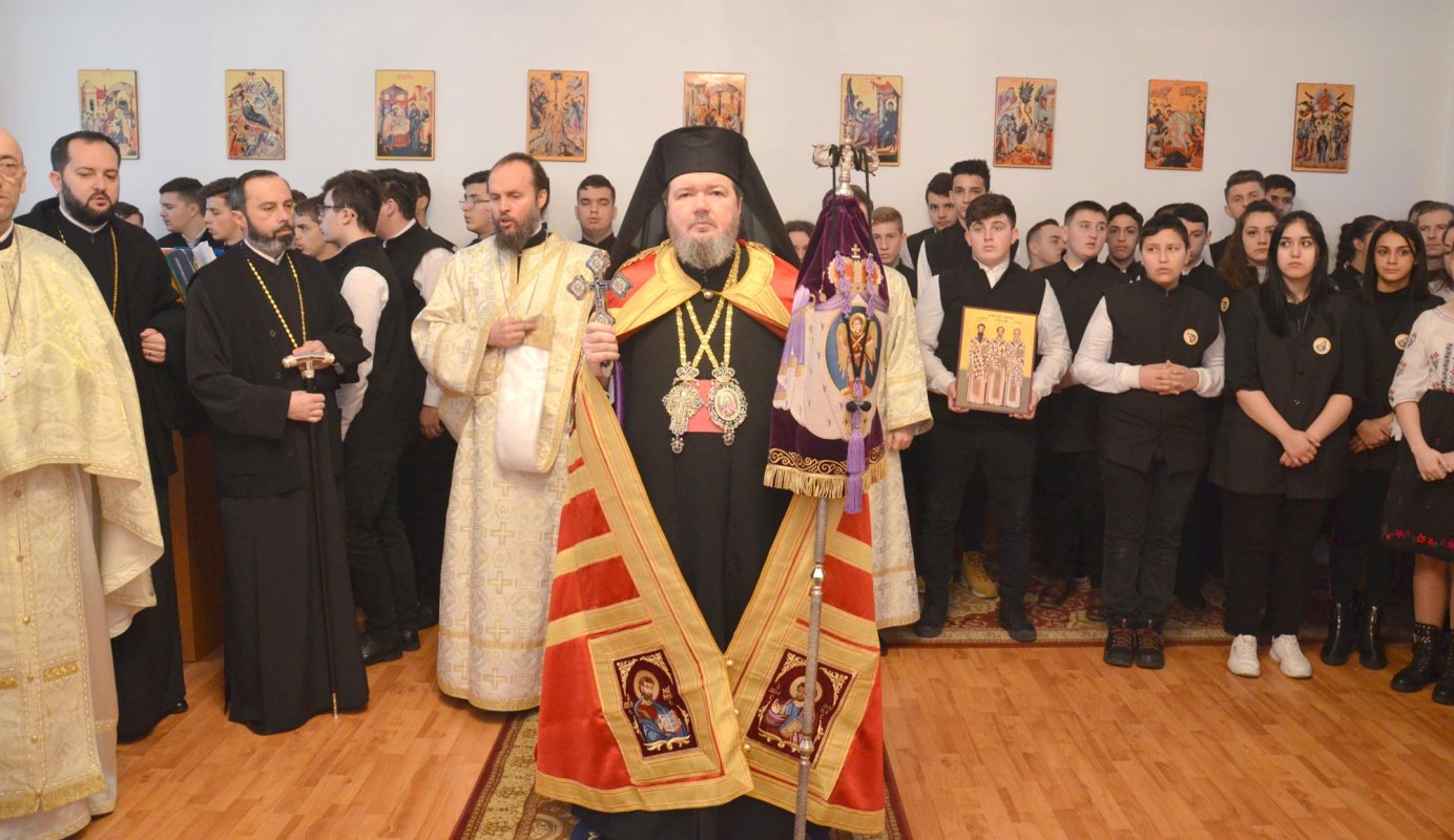 Prăznuirea Sfinților Trei Ierarhi la Oradea 138303