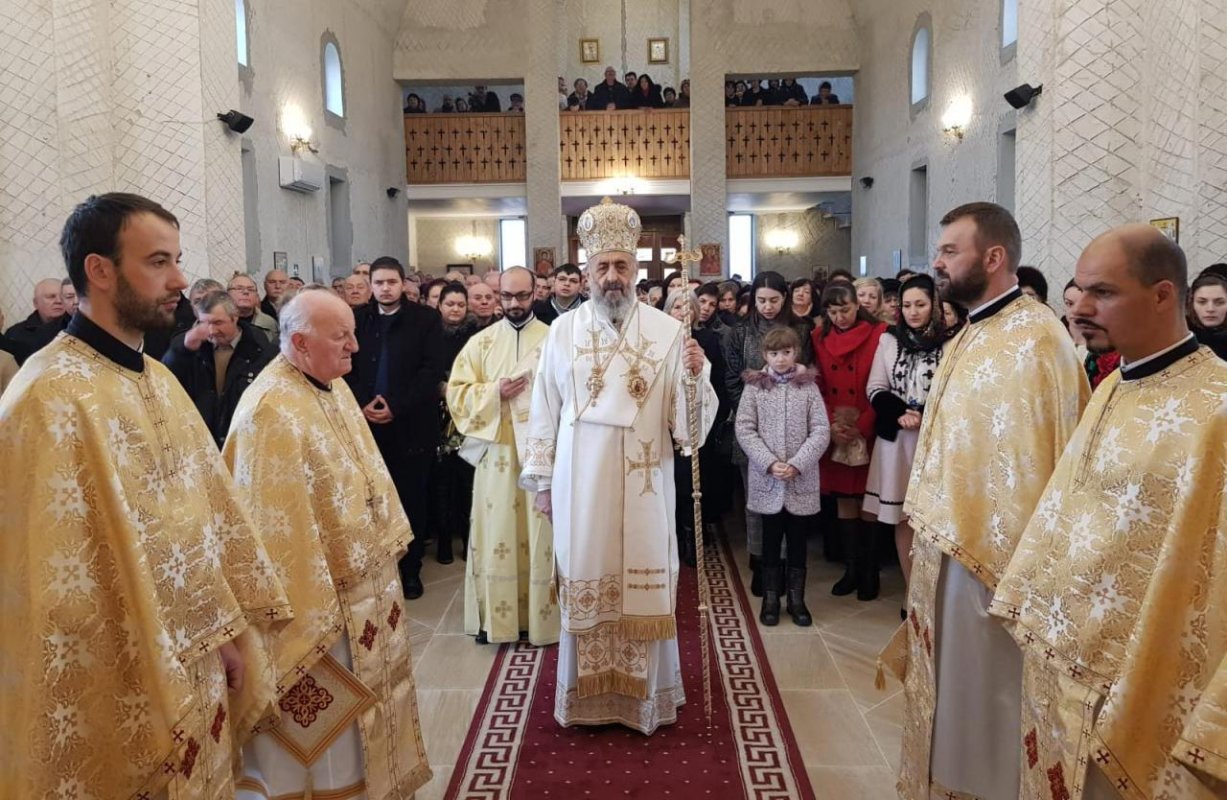 Hram la Alba Iulia 138479