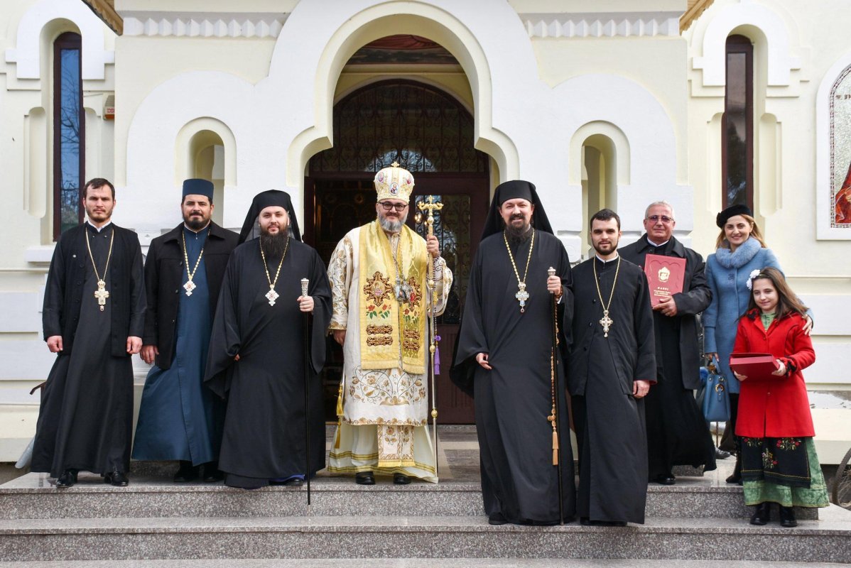 Popasuri duhovnicești la praznicul Întâmpinării Domnului 138456