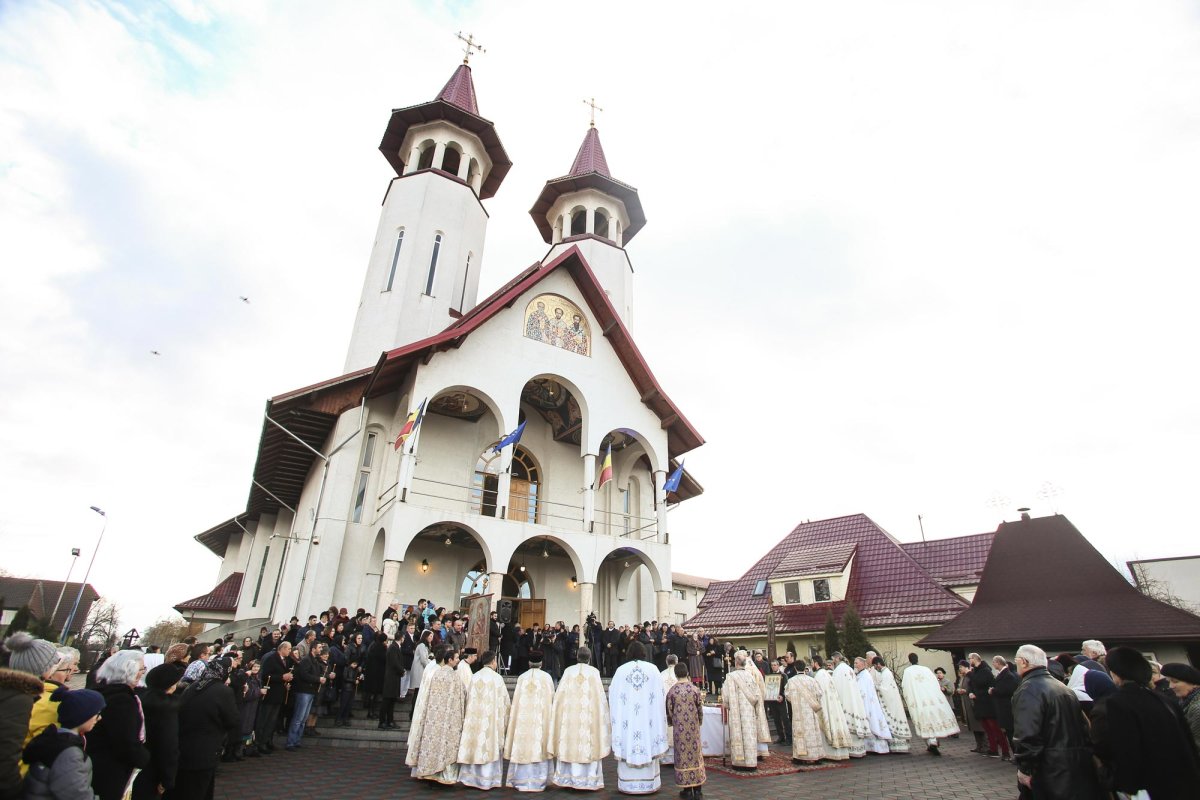 Sfinţire în cartierul Bartolomeu din Braşov 138470