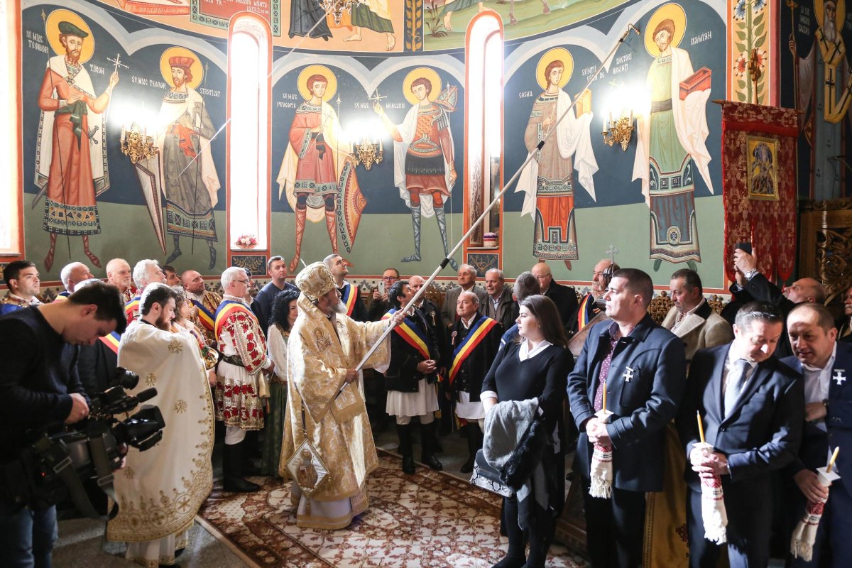 Sfinţire în cartierul Bartolomeu din Braşov 138472