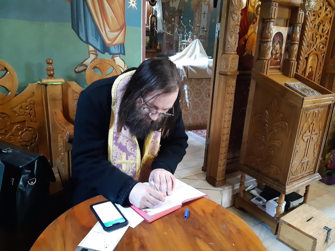 „Când Dumnezeu te trimite la o aşa misiune, nu ai voie să rugineşti” 138541