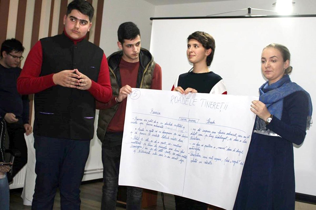 Ziua Mondială a Tineretului Ortodox, sărbătorită la Caransebeș 138715